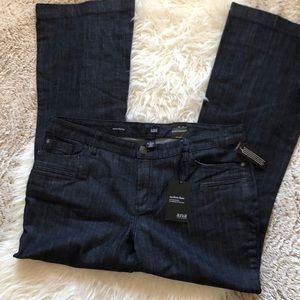 a.n.a Jeans - a.n.a size 16 trouser jeans in dark wash a.n.a Jeans - a.n.a size 16 trouser jeans in dark wash
